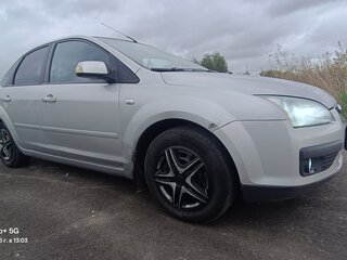 2007 Ford Focus II, серебристый, 400000 рублей, вид 3