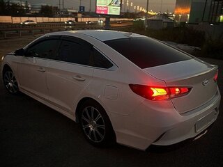 2018 Hyundai Sonata VII (LF) Рестайлинг, белый, 1620000 рублей, вид 4