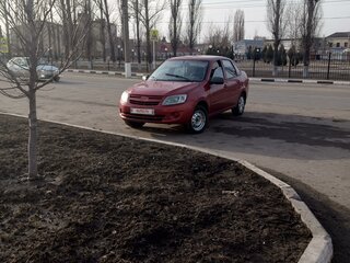 2012 Lada (ВАЗ) Granta I, красный, 380000 рублей, вид 1