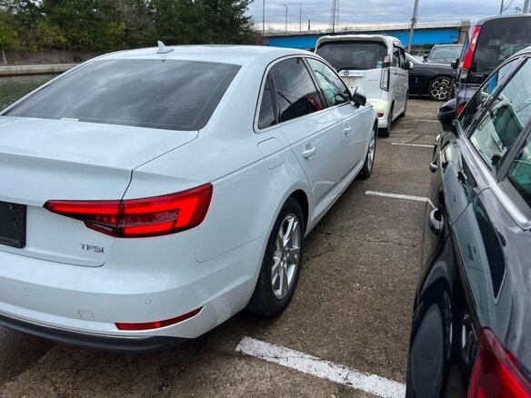 2017 Audi A4 V (B9), белый, 2000000 рублей - вид 13