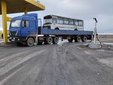 2010 МАЗ 6430, синий, 2400000 рублей, вид 1