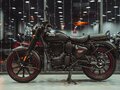2026 Royal Enfield Classic 350, чёрный, 520000 рублей - вид 1