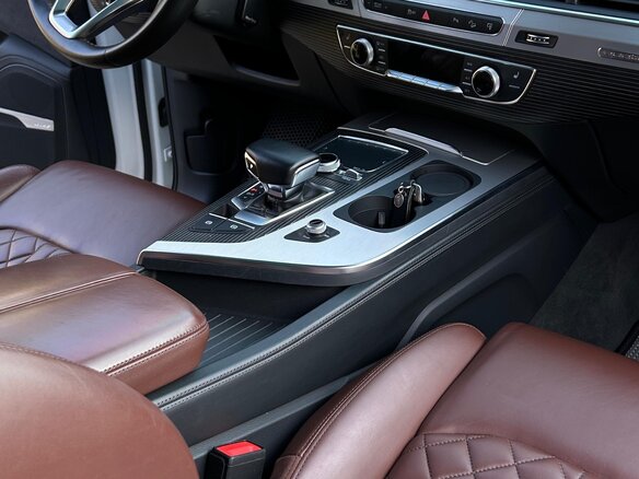 2017 Audi Q7 II (4M), белый, 4570000 рублей - вид 10