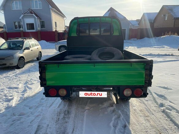 2004 Kia Bongo, зелёный, 990000 рублей - вид 8
