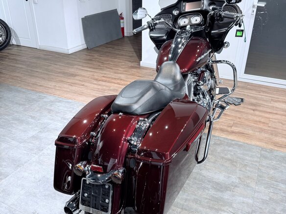 2018 Harley-Davidson Road Glide, пурпурный, 1899000 рублей - вид 6