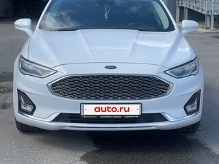 2018 Ford Fusion (North America) II Рестайлинг, белый, 1450000 рублей, вид 3