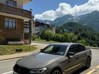 2020 BMW 5 серии 530d xDrive VII (G30/G31/G38) Рестайлинг, серый, 6960000 рублей, вид 1