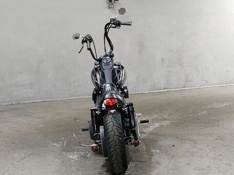 2006 Harley-Davidson Street Bob, чёрный, 799000 рублей, вид 4