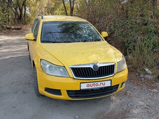 2013 Skoda Octavia II (A5) Рестайлинг, жёлтый, 420000 рублей, вид 2