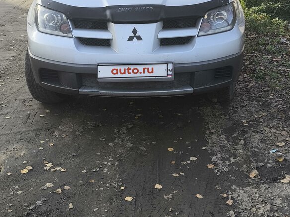 2002 Mitsubishi Outlander I, серебристый, 560000 рублей - вид 4