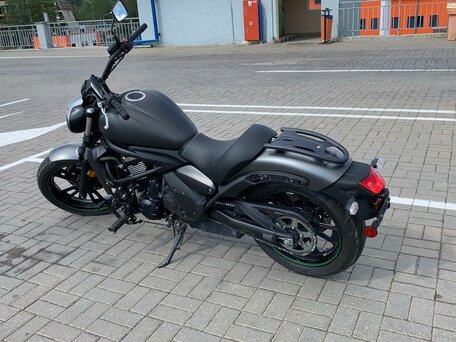2021 Kawasaki EN650 Vulcan S, чёрный, 6500000 рублей, вид 2