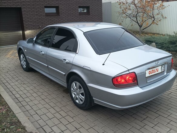2008 Hyundai Sonata ТагАЗ IV (EF) Рестайлинг, серебристый, 680000 рублей - вид 4