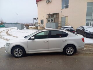 2013 Skoda Octavia III (A7), белый, 950000 рублей, вид 4