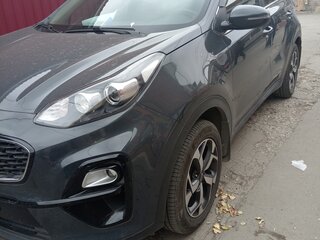 2018 Kia Sportage IV Рестайлинг, серый, 2100000 рублей, вид 1