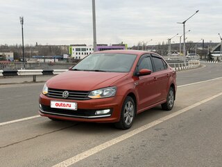 2016 Volkswagen Polo V Рестайлинг, оранжевый, 999999 рублей, вид 3