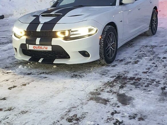 2019 Dodge Charger R__T VII (LD) Рестайлинг, белый, 4300000 рублей - вид 1