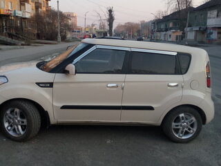 2010 Kia Soul I, бежевый, 1000000 рублей, вид 2