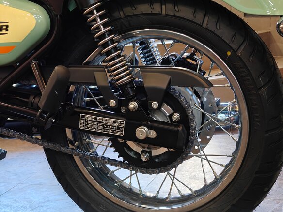 2026 Royal Enfield Meteor, зелёный, 528000 рублей - вид 12