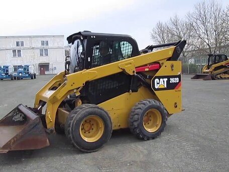 2014 Caterpillar 262, жёлтый, 3000000 рублей, вид 1