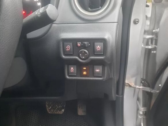 2017 Nissan Note II Рестайлинг, серый, 1200000 рублей - вид 3