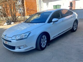 2011 Citroen C5 II, белый, 700000 рублей, вид 1