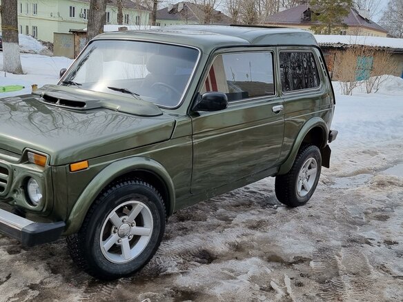 1997 Lada (ВАЗ) 2121 (4x4) Фора I Рестайлинг, зелёный, 650000 рублей