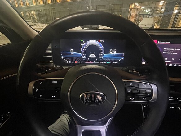 2020 Kia K5 III, синий, 3300000 рублей - вид 18
