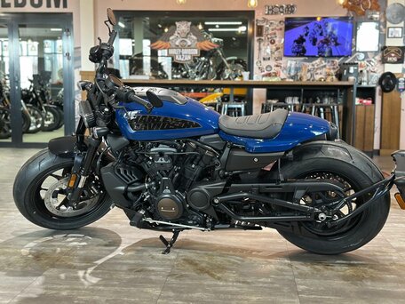 2023 Harley-Davidson Sportster S, синий, 1850000 рублей, вид 3