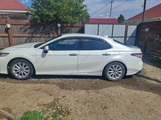 2020 Toyota Camry VIII (XV70), белый, 3500000 рублей, вид 5