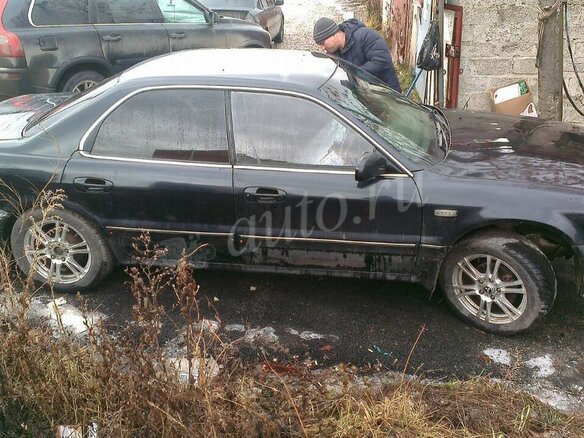 1993 Mitsubishi Diamante I, чёрный
