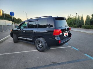 2015 Toyota Land Cruiser 200 Series Рестайлинг 1, чёрный, 3990000 рублей, вид 5
