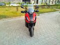 2025 Honda ADV350, красный - вид 3