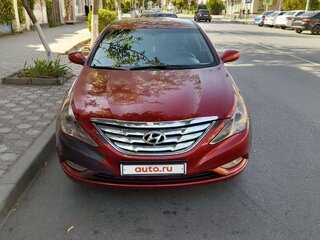 2013 Hyundai Sonata VI (YF), красный, 1050000 рублей, вид 1