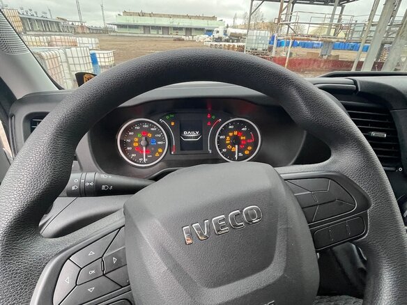 2020 Iveco Daily, белый, 3250000 рублей - вид 12