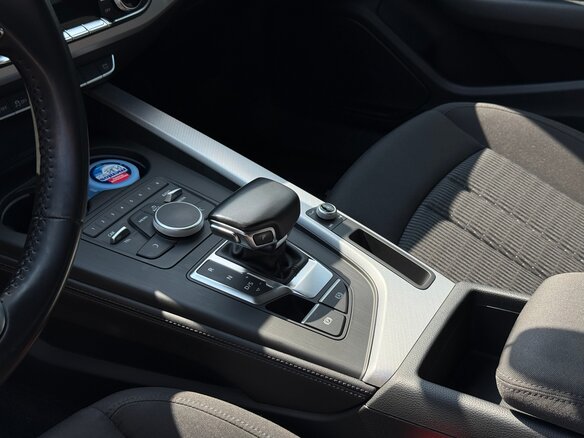 2017 Audi A4 V (B9), синий, 2000000 рублей - вид 16