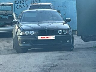 2003 BMW 5 серии 525i IV (E39) Рестайлинг, зелёный, 1030000 рублей, вид 3