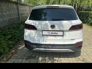 2022 Volkswagen Taos I, белый, 2900000 рублей, вид 4