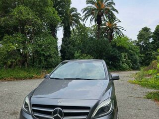2013 Mercedes-Benz B-Класс 200 II (W246), серый, 1250000 рублей, вид 1