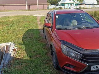 2020 Lada (ВАЗ) Vesta SW Cross I, красный, 900000 рублей, вид 3