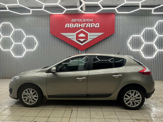 2014 Renault Megane III Рестайлинг 2, бежевый, 800000 рублей, вид 4