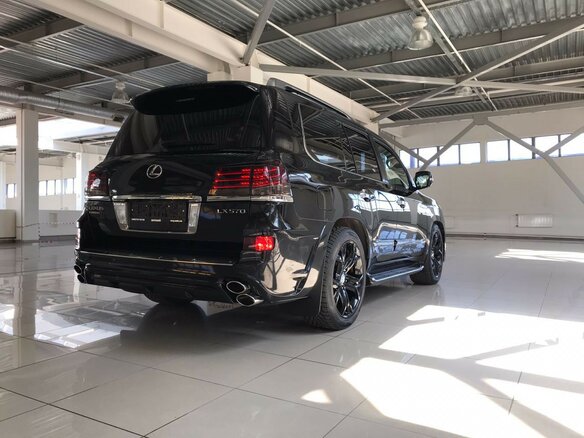 2015 Lexus LX 570 III Рестайлинг, чёрный - вид 29