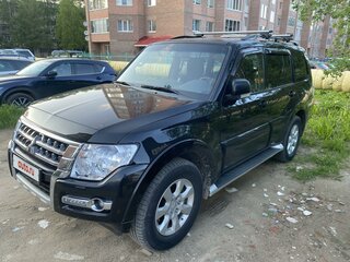 2014 Mitsubishi Pajero IV Рестайлинг 2, чёрный, 2450000 рублей, вид 1