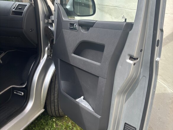 2012 Volkswagen Caravelle T5 Рестайлинг, серебристый, 1849000 рублей - вид 18