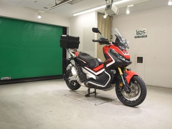 2017 Honda X-ADV, красный, 835000 рублей - вид 2