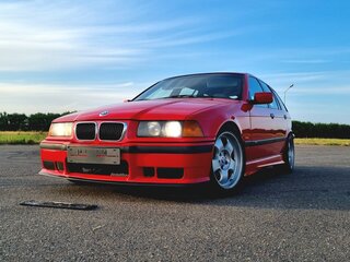 1997 BMW 3 серии 320i III (E36), красный, 700000 рублей, вид 1