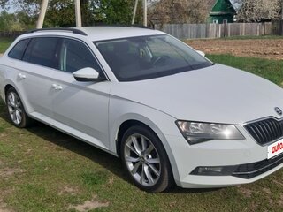 2017 Skoda Superb III, белый, 1560000 рублей, вид 2