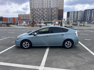 2015 Toyota Prius III Рестайлинг (XW30), голубой, 1500000 рублей, вид 4