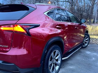 2015 Lexus NX 200 I, красный, 3300000 рублей, вид 3