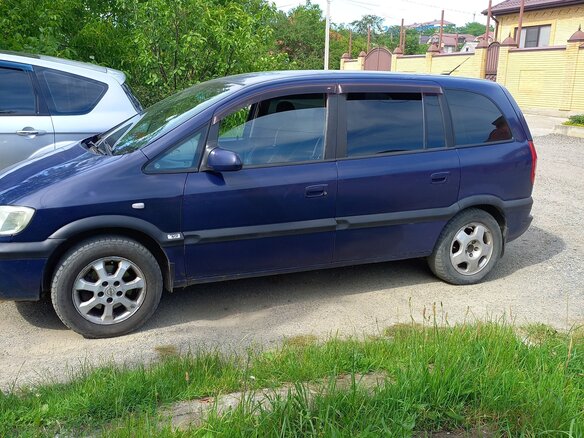 2005 Opel Zafira A Рестайлинг, синий, 570000 рублей - вид 3