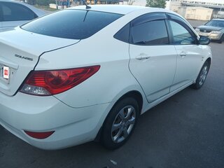 2011 Hyundai Solaris I, белый, 450000 рублей, вид 3